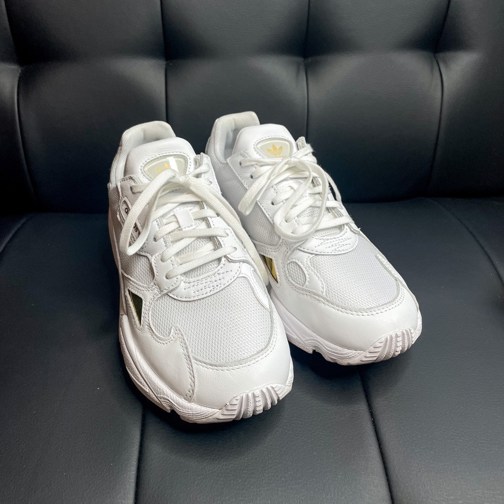 Adidas Originals Women’s Falcon Athletic Shoe - Size 7
